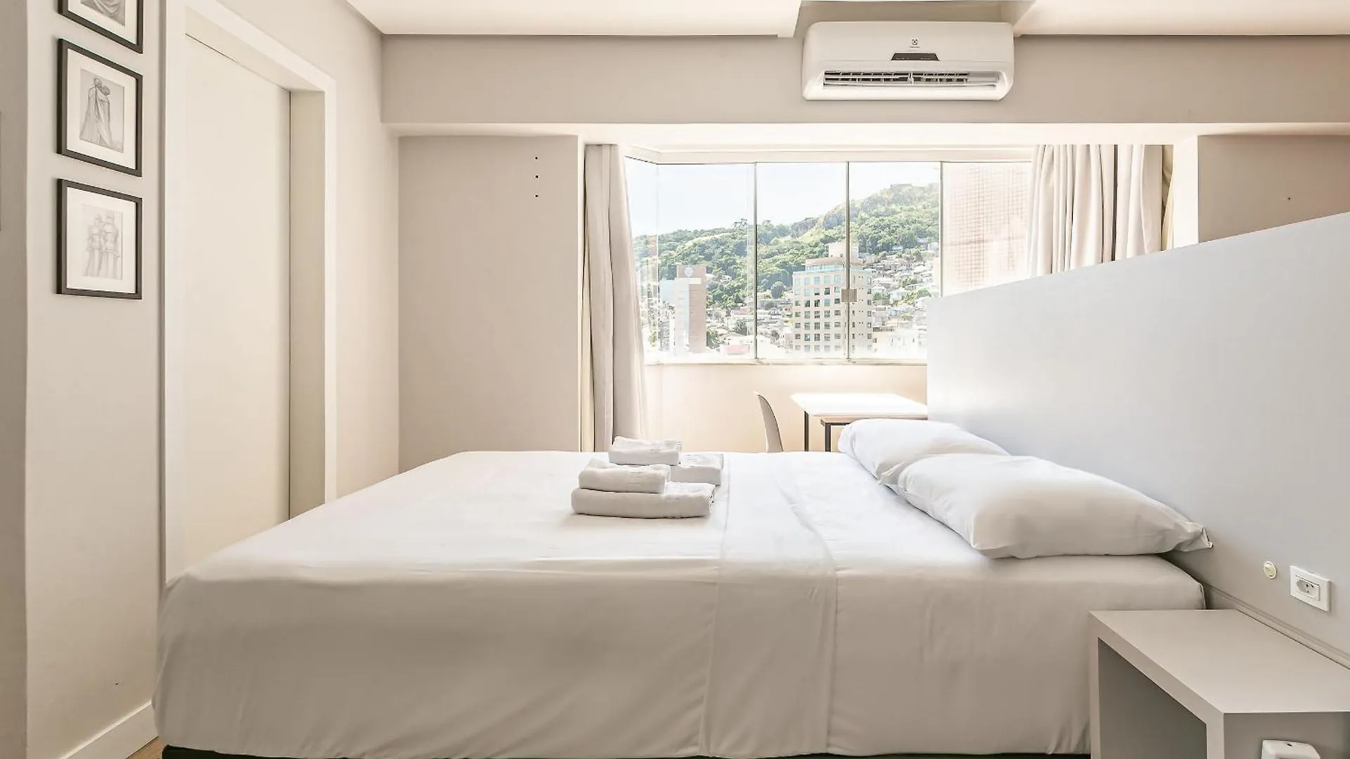 Wi-Fi 600Mb | Piscina No Rooftop #Ca75 Florianópolis 0*,